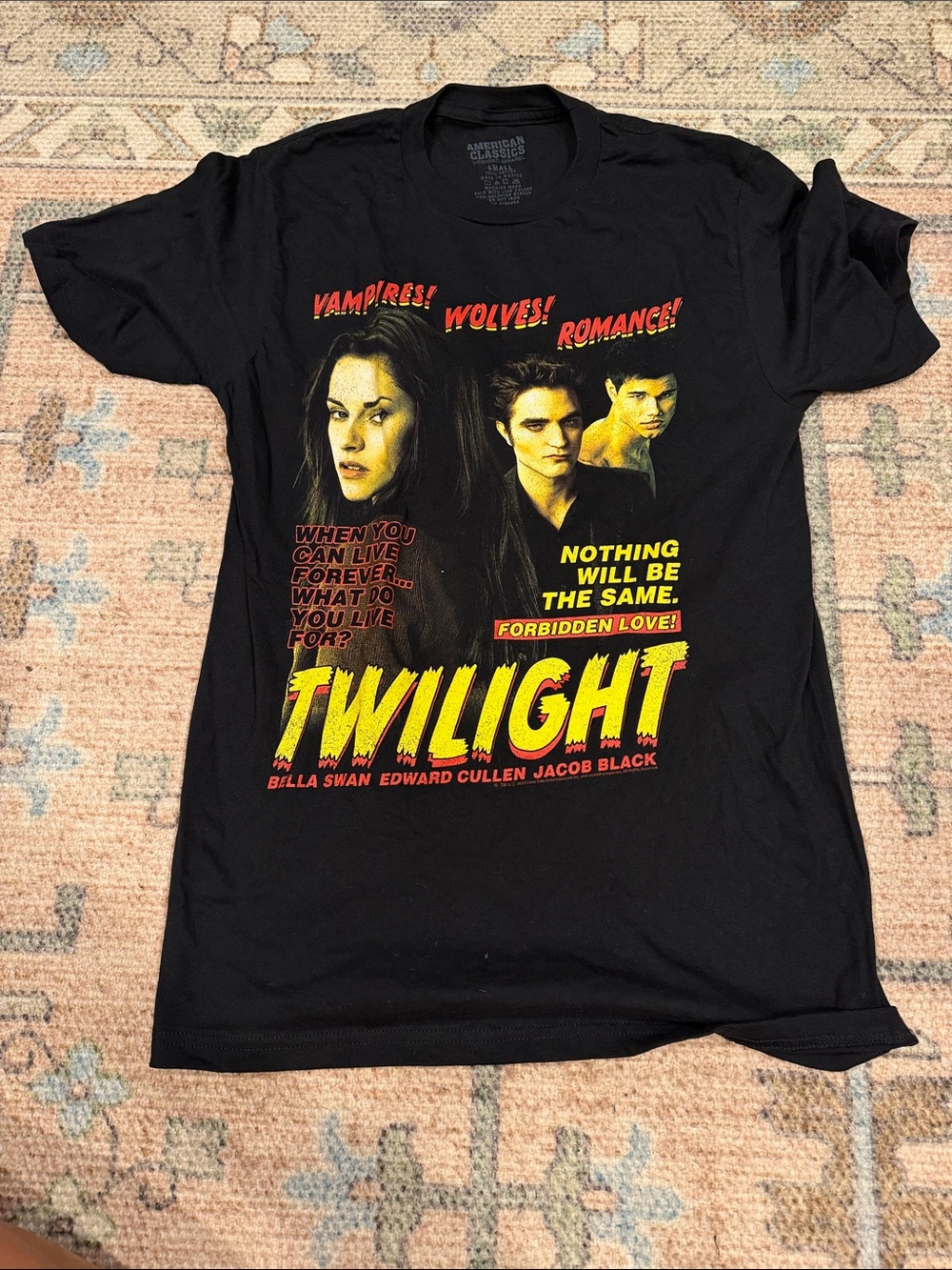 American Classics Twilight Graphic Short Sleeve Tee - Black NWOT
